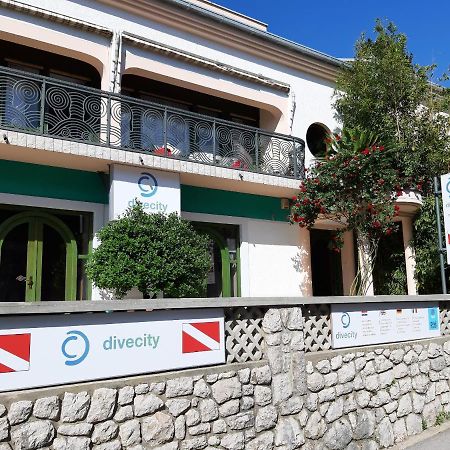 Apartments 30 M From The Beach Crikvenica Exterior foto